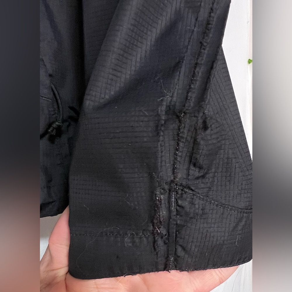 The North Face DryVent Rain Jacket Waterproof Running Activewear Hiking Outdoor - Picture 9 of 16